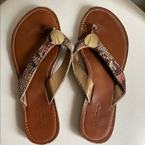 ❤️ for discount! ⭐️ ALDO Snakeskin Print and Gold Metal Detail Flip Flop Sandals